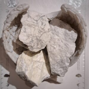 Howlite blanche (brute)
