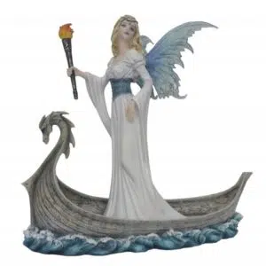Fée avec une torche sur bateau - 29 x 26,5cm