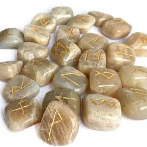 Runes artisanales en pierre de lune (qualité extra)