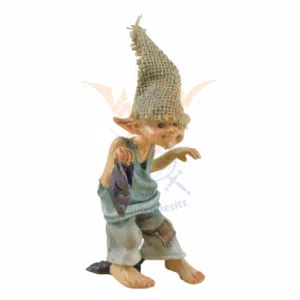 Lutin pieds nus, chaussures à la main