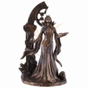 Aradia, déesse wiccane des sorcières - 25cm