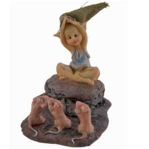 Lutin en lotus avec souris - 10cm