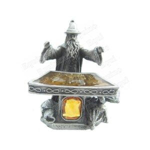Magicien & dragon devant son autel (étain) - 8,7cm