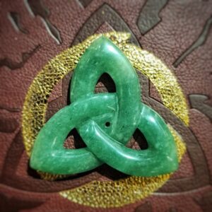 Triquetra : Aventurine Verte (Brésil) - 6cm