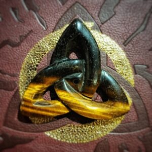 Triquetra : Œil de tigre (Afrique du Sud) - 6cm