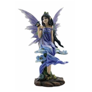 Fée bleue assise sur fleur avec papillon - 17,5cm