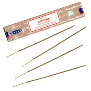 Boîte d'encens Benzoin Satya.