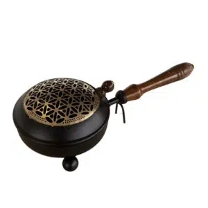 Encensoir en métal noir et fleur de vie dorée (avec manche en bois).