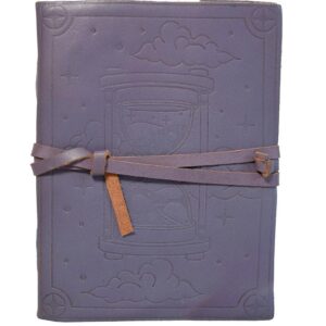 Grimoire en cuir gris élément air.