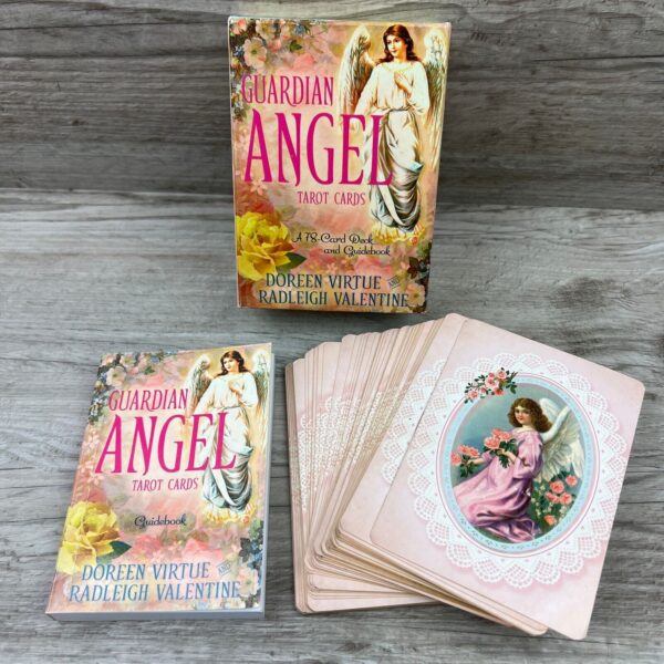 Coffret Guardian Angel Tarot Cards.