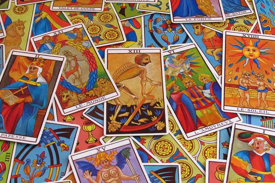 Cartes du tarot de Marseille.